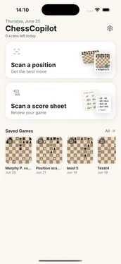 ChessCopilot home screen: scan a position or scan a score sheet